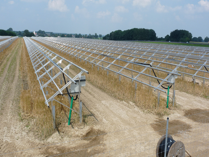 Photovoltaik-Unterkonstruktion im Solarpark Ketterschwang in Deutschland