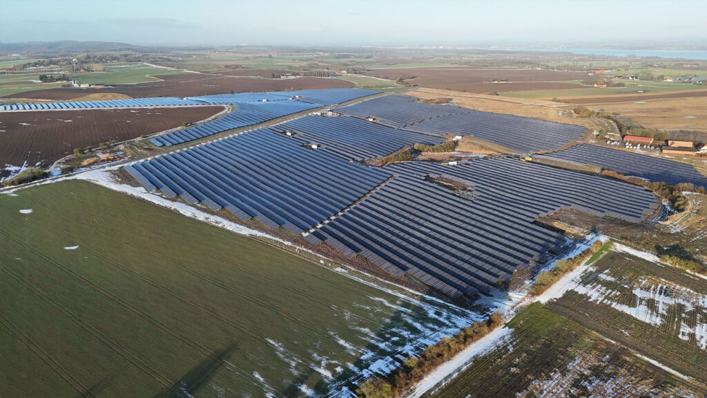 Utility-scale photovoltaic project in Stourup, Denmark featuring robust ground-mounted PV structures